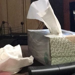 Tissue box